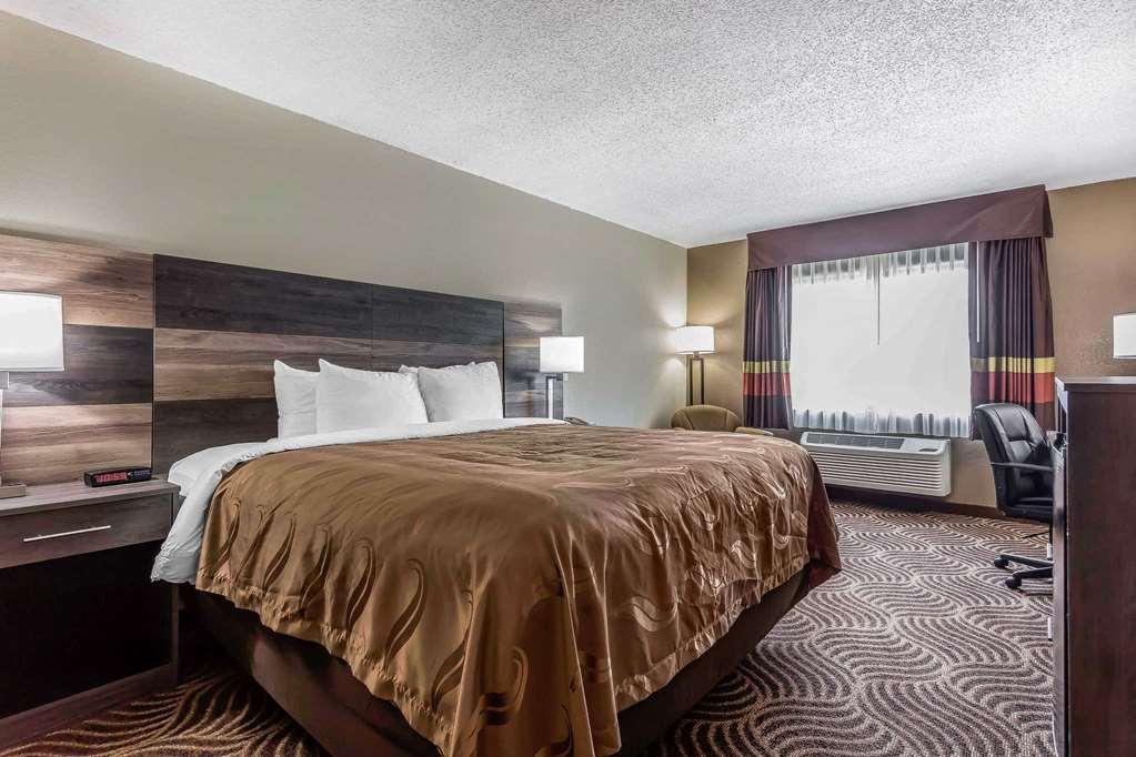 Quality Inn & Suites Salisbury Buitenkant foto